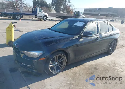 2013 BMW 328I z USA, uszkodzony, nr VIN WBA3C1G51DNR46836